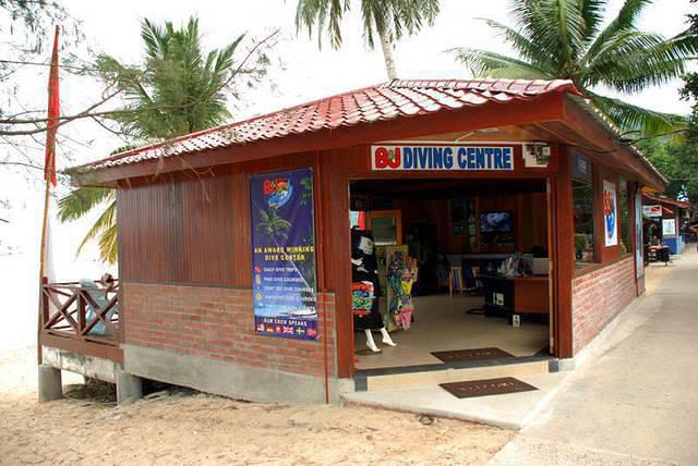 B&J Diving Centre / Tioman Dive Resort - Dive Center in Malaysia