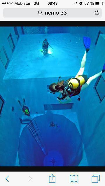 Nemo 33 - Dive Center in Bélgica